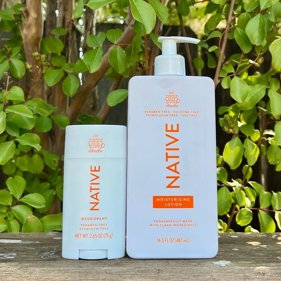 Native Pumpkin Spice Latte Deodorant & Lotion 2 pc Set - Picture 1 of 3